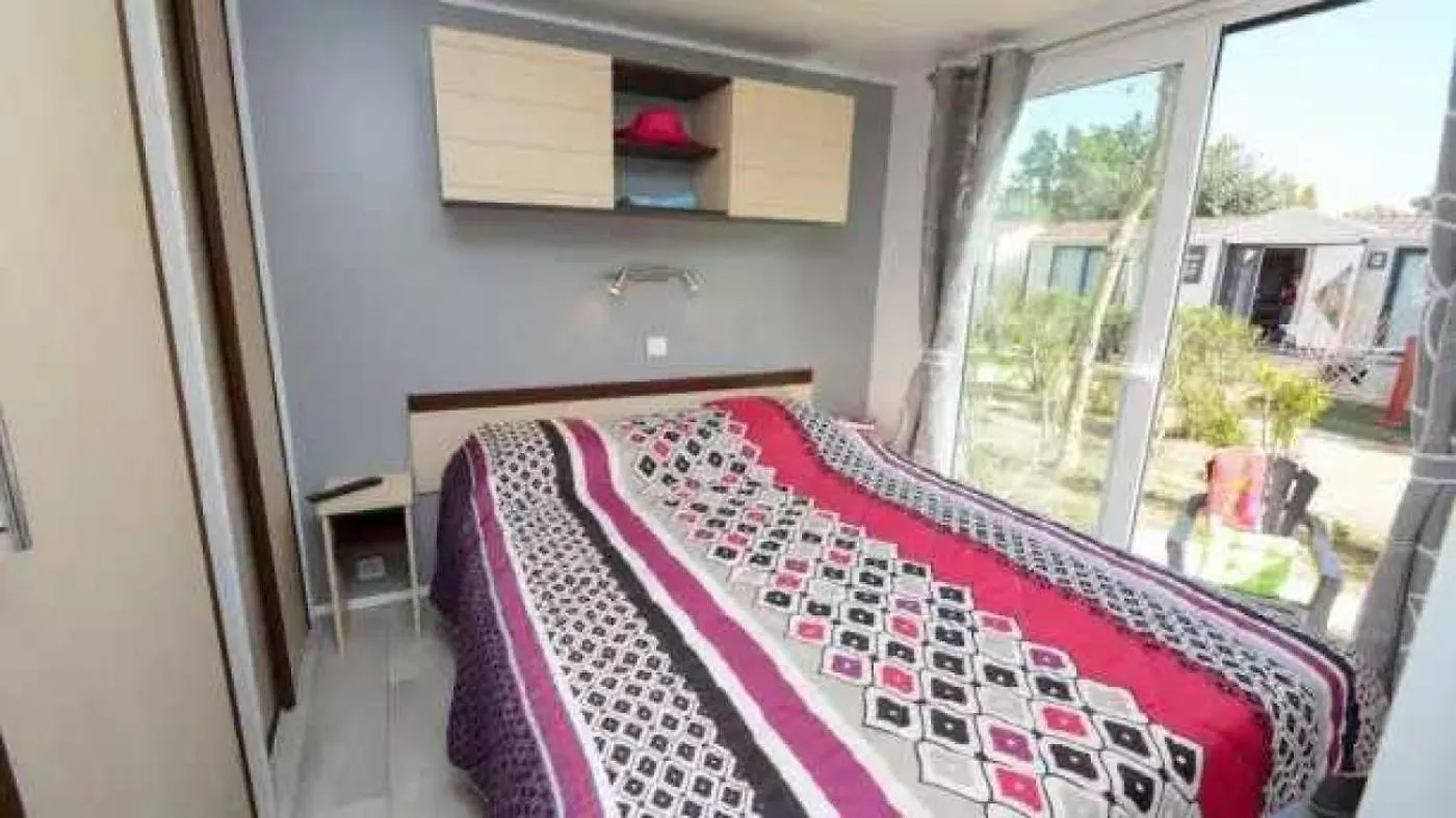 Camping 4 Etoiles - Parc Aquatique - Eebadh Grimaud 0*,  France