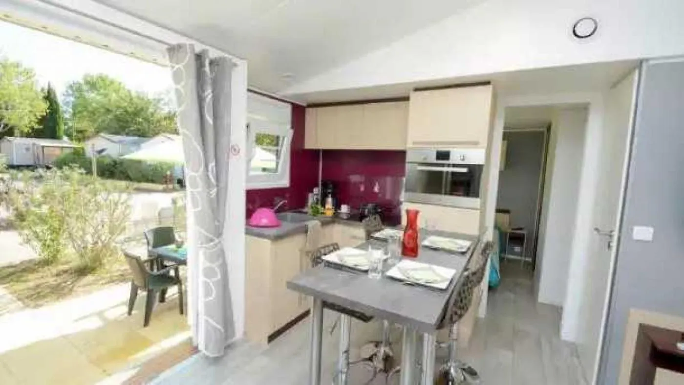 Campsite Camping 4 Etoiles - Parc Aquatique - Eebadh Grimaud